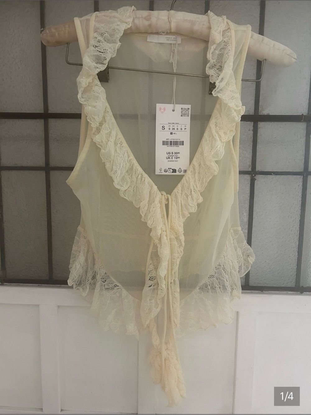 Zara yellowish cream Lace-Trimmed Sheer Camisole